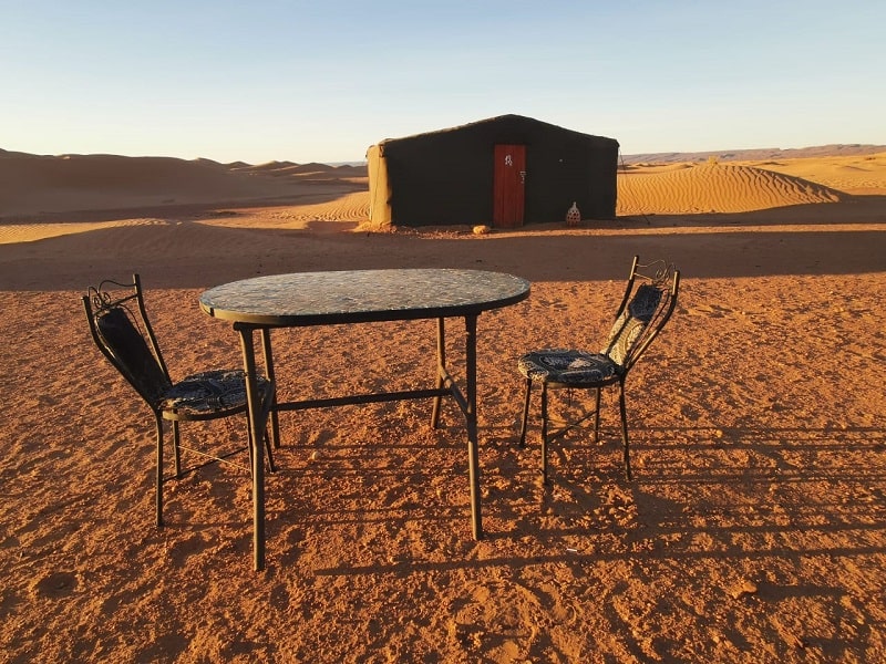 Erg Lihoudi desert camp